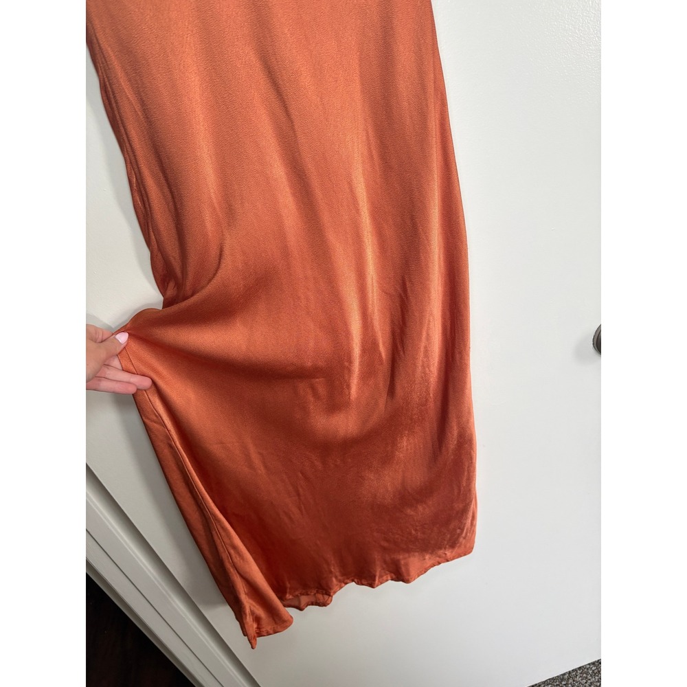 ASTR The Label Midi Dress Medium Rust Orange Satin Open Tie Back Cap Sleeve - Picture 3 of 9